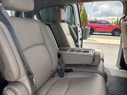 Used 2021 Honda Odyssey EX-L image 30