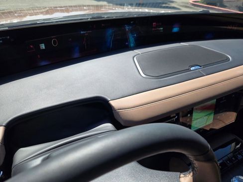 New 2026 Lincoln Navigator Black Label AWD/4WD image 24