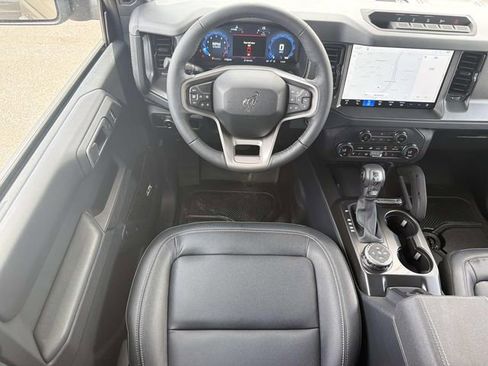 New 2026 Ford Bronco Badlands AWD/4WD image 18