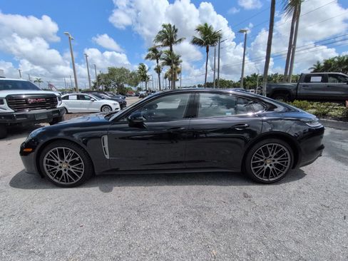 Used 2022 Porsche Panamera 4 Platinum Edition AWD/4WD image 8