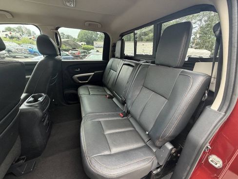 Used 2018 Nissan Titan SL w/ Texas Titan Edition AWD/4WD image 15