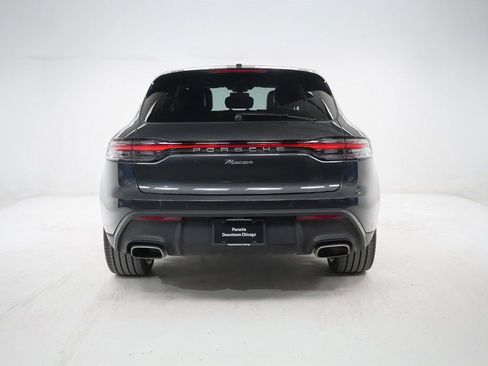 Certified 2025 Porsche Macan image 7
