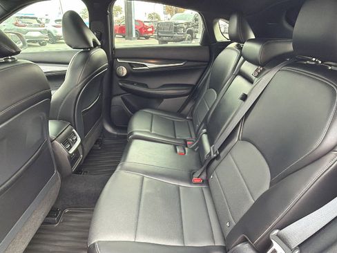 Used 2023 INFINITI QX55 Essential image 18