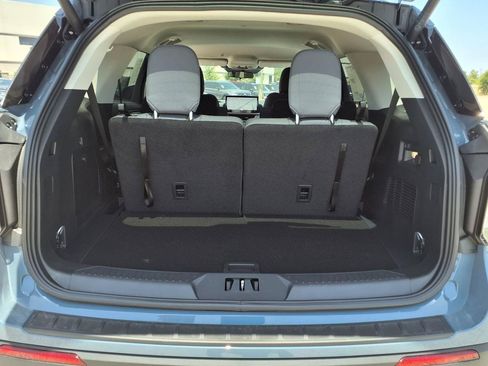 New 2026 Ford Explorer Active RWD image 22