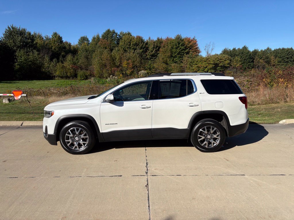Used 2023 GMC Acadia SLT w/ Technology Package AWD/4WD image 6