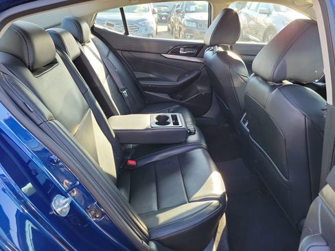 Used 2023 Nissan Maxima SV w/ Floor Mat Group image 19