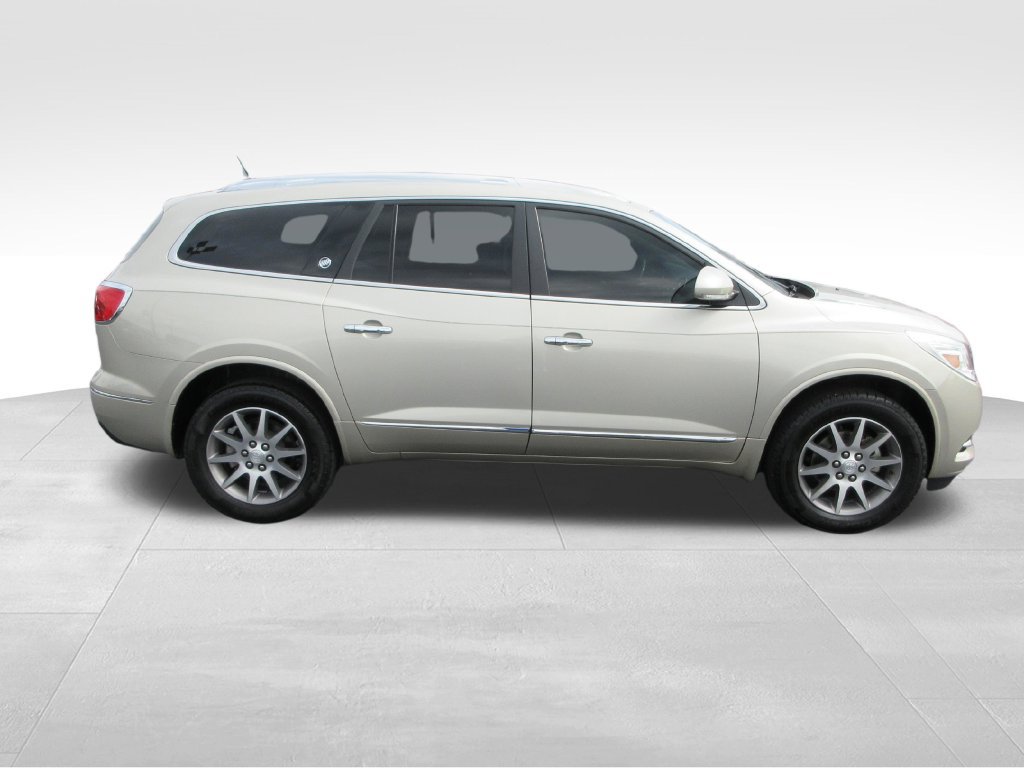 Used 2017 Buick Enclave Leather w/ Trailering Package FWD image 6