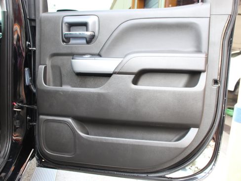 Used 2018 Chevrolet Silverado 1500 LTZ Z71 w/ LTZ Plus Package image 38