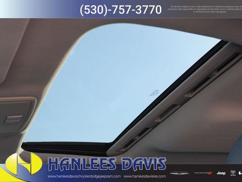 Used 2015 Chevrolet SS image 14