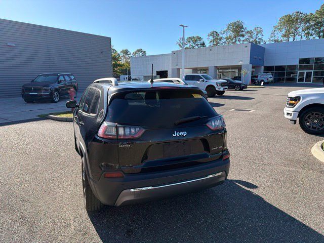 Used 2019 Jeep Cherokee Limited FWD image 7