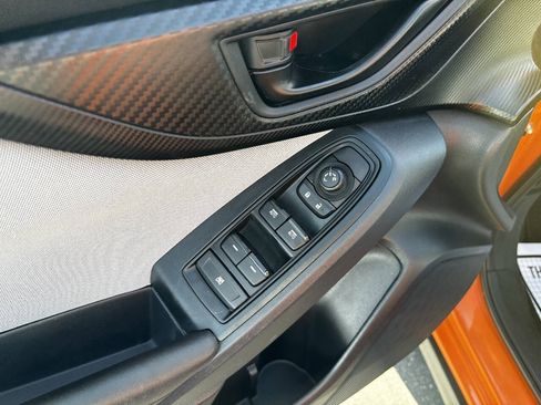 Used 2019 Subaru Crosstrek 2.0i Premium w/ Eyesight System AWD/4WD image 16