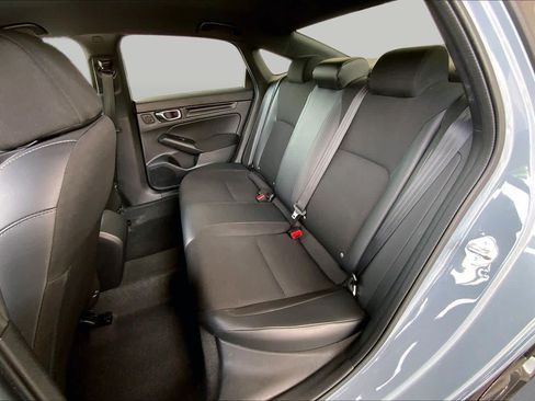 Used 2023 Honda Civic Sport image 21