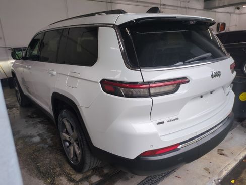 Certified 2021 Jeep Grand Cherokee L Limited w/ Luxury Tech Group II image 7