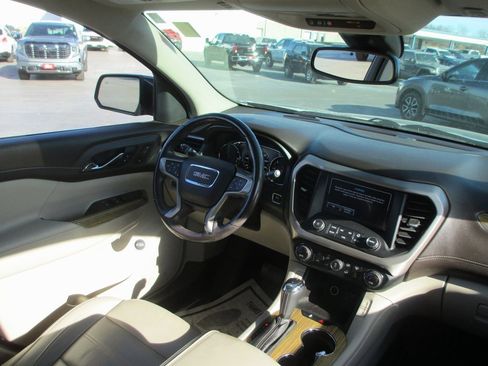 Used 2019 GMC Acadia Denali w/ Technology Package image 23