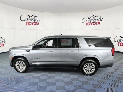 Used 2023 GMC Yukon XL SLT image 4