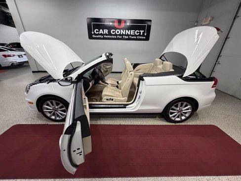 Used 2013 Volkswagen Eos Komfort FWD image 50