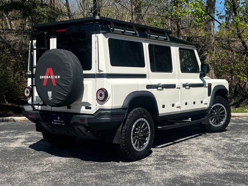 Used 2024 INEOS Grenadier Fieldmaster Edition image 7