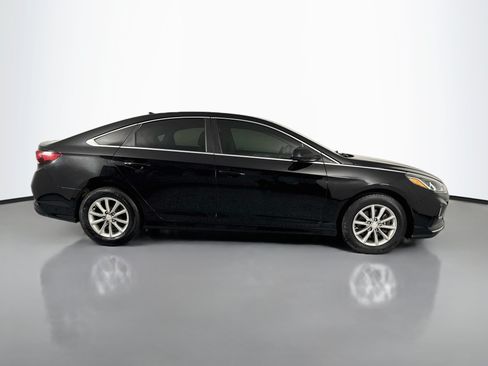 Used 2018 Hyundai Sonata SE FWD image 4
