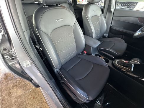 Used 2023 Kia Forte GT-Line image 28