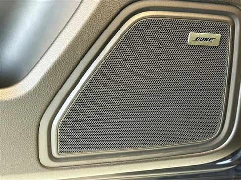 Certified 2026 Porsche Macan AWD/4WD image 12