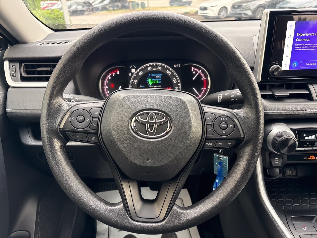 Used 2025 Toyota RAV4 LE FWD image 28