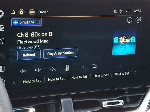 Used 2025 Chevrolet Equinox LT FWD image 17