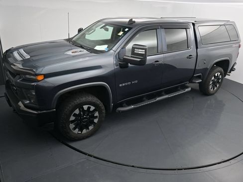 Used 2020 Chevrolet Silverado 2500 Custom w/ Custom Value Package AWD/4WD image 12