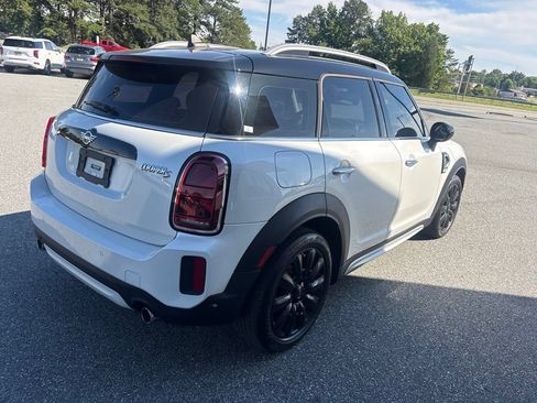 Used 2024 MINI Cooper Countryman S FWD image 9