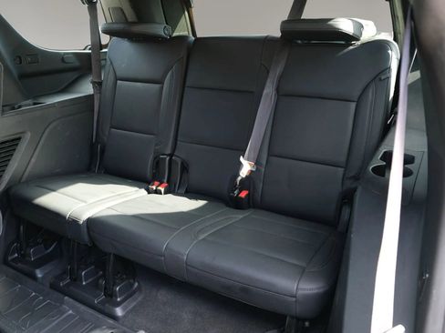 Used 2021 Chevrolet Tahoe Z71 w/ Z71 Signature Package image 24