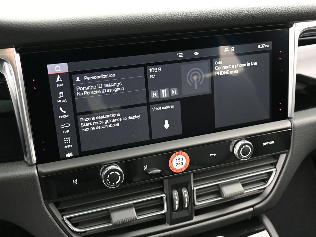 Certified 2026 Porsche Macan AWD/4WD image 21