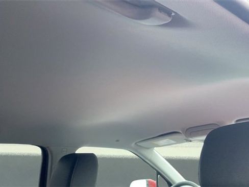 Used 2023 Chevrolet Blazer LT image 16