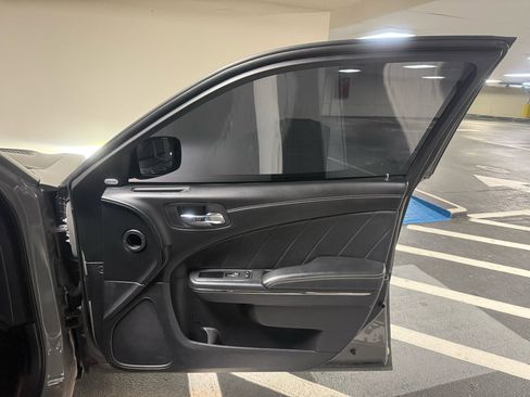 Used 2019 Dodge Charger SRT Hellcat w/ Navigation & Travel Group image 29