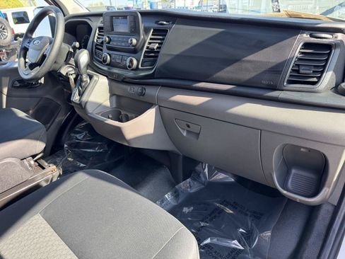 Used 2024 Ford Transit 250 Low Roof w/ Exterior Upgrade Package RWD image 7