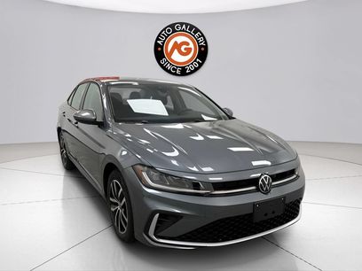 Used 2025 Volkswagen Jetta SE