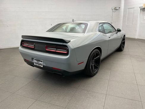 Used 2022 Dodge Challenger SRT Hellcat w/ Plus Package RWD image 5