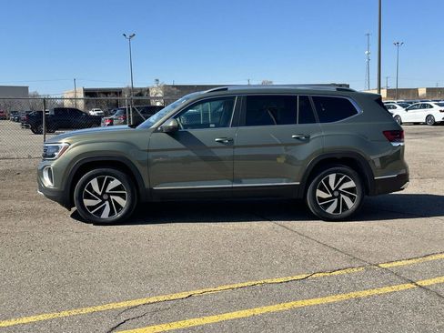 New 2026 Volkswagen Atlas SEL AWD/4WD image 2