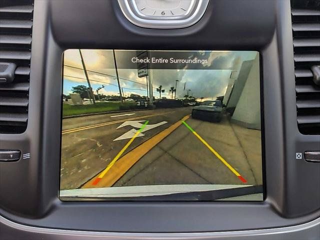 Certified 2020 Chrysler 300 Touring w/ Sport Appearance Package RWD image 22