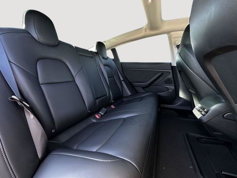 Used 2019 Tesla Model 3 Standard Range Plus RWD image 16