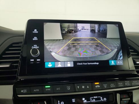 New 2026 Honda Odyssey EX-L image 23