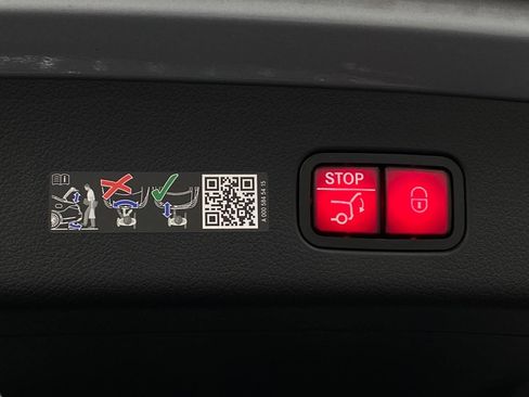 Certified 2026 Mercedes-Benz GLC 300 4MATIC image 7