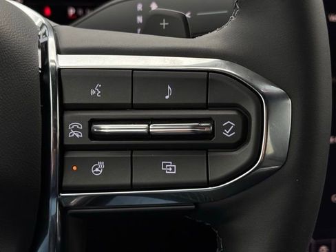 New 2026 GMC Terrain Elevation FWD image 21