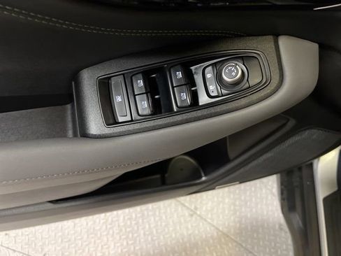 Used 2025 Subaru Outback Onyx Edition AWD/4WD image 49