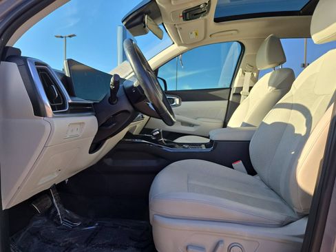 Used 2024 Kia Sorento SX FWD image 24