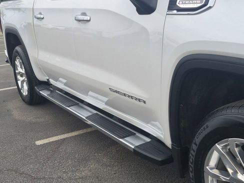 Used 2020 GMC Sierra 1500 SLT image 12