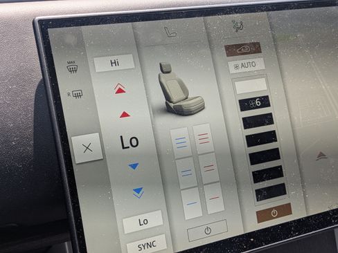 Used 2024 Land Rover Range Rover SE AWD/4WD image 22