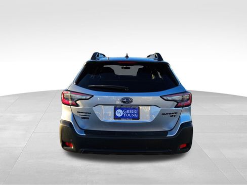 Used 2023 Subaru Outback Onyx Edition XT image 8
