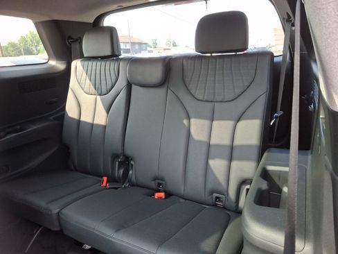 Used 2023 Hyundai Palisade Limited AWD/4WD image 10