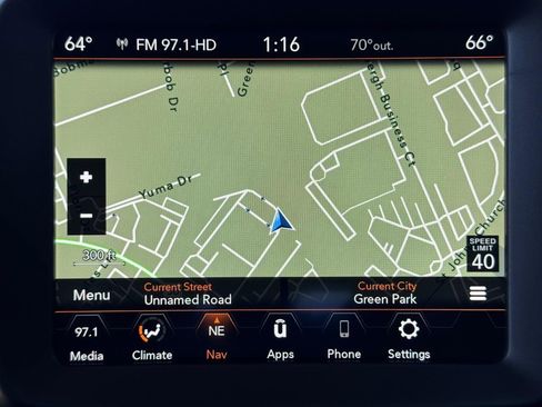 Used 2023 Jeep Renegade Latitude image 23