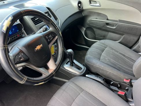 Used 2012 Chevrolet Sonic LT image 12