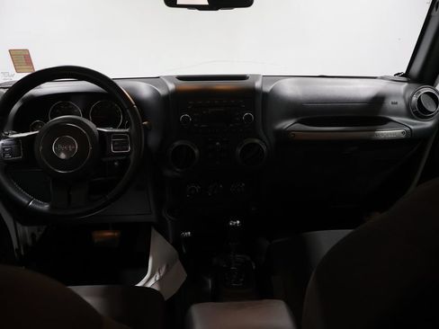 Used 2018 Jeep Wrangler Unlimited Sport S AWD/4WD image 14